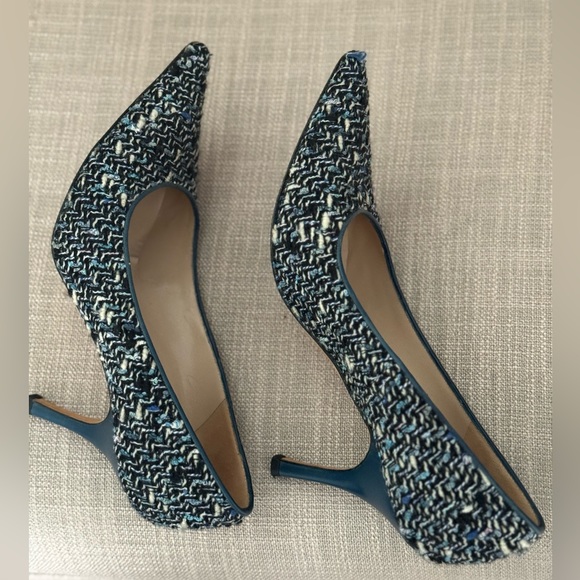 COPY - Manolo Blahnik Tweed Printed Pumps - Picture 3 of 7
